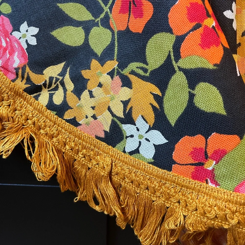 Vintage Deadstock Floral 70s Bedspread w/ Fringe by Cannon Royal Family
